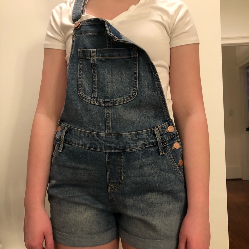 Old Navy overall shorts.